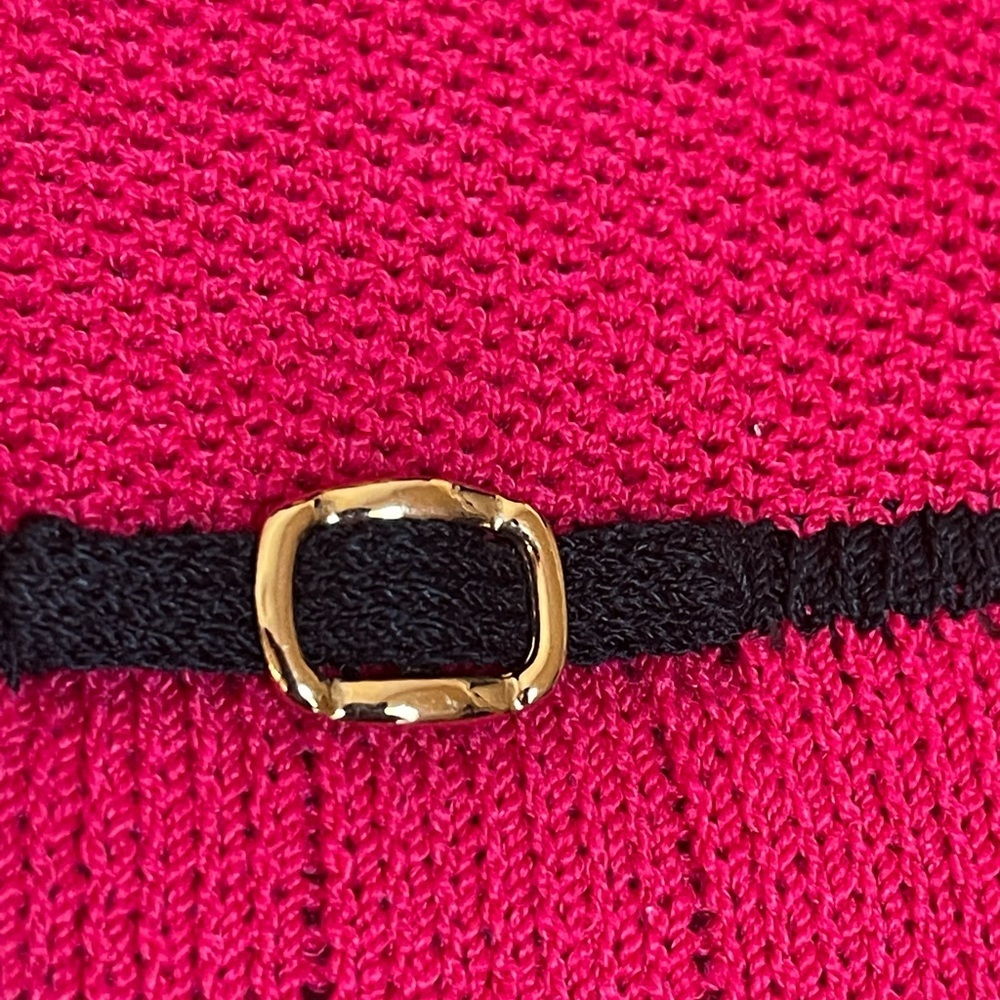 St‎ John red Bow Mock Turtleneck Size M - Picture 15 of 15